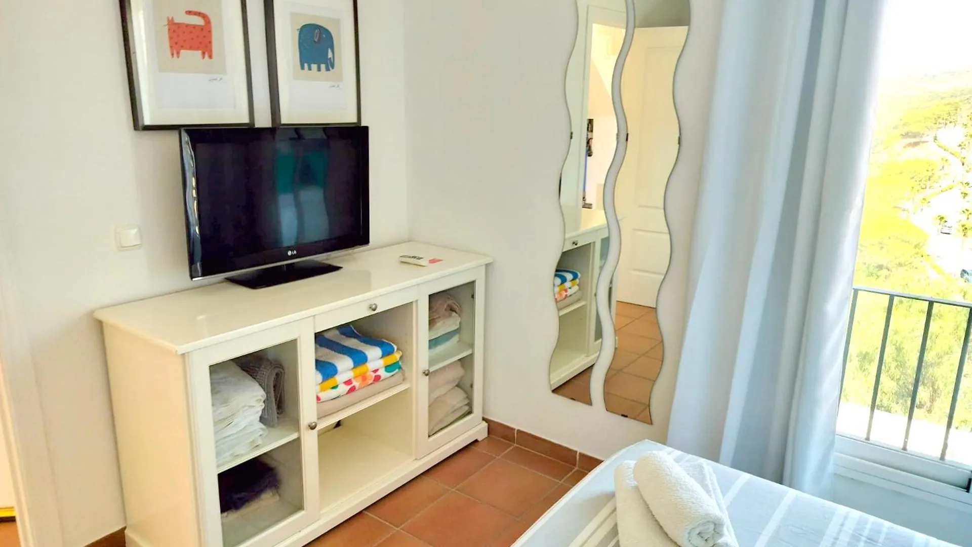 Bohemian Penthouse In Alcaidesa Apartment